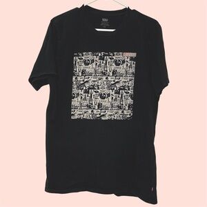 Levi's Distressed Wild West Graphic Short Sleeve Tee